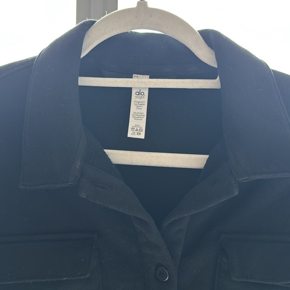 Alo Renown Cropped Button-Up Pullover - Picture 3 of 5